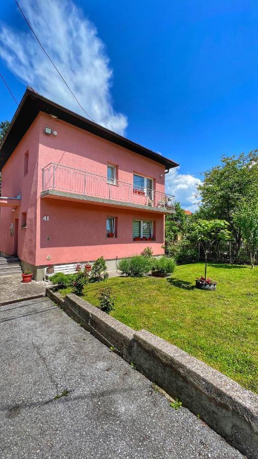 Guest House Bosnian House Hrasnica Exterior foto