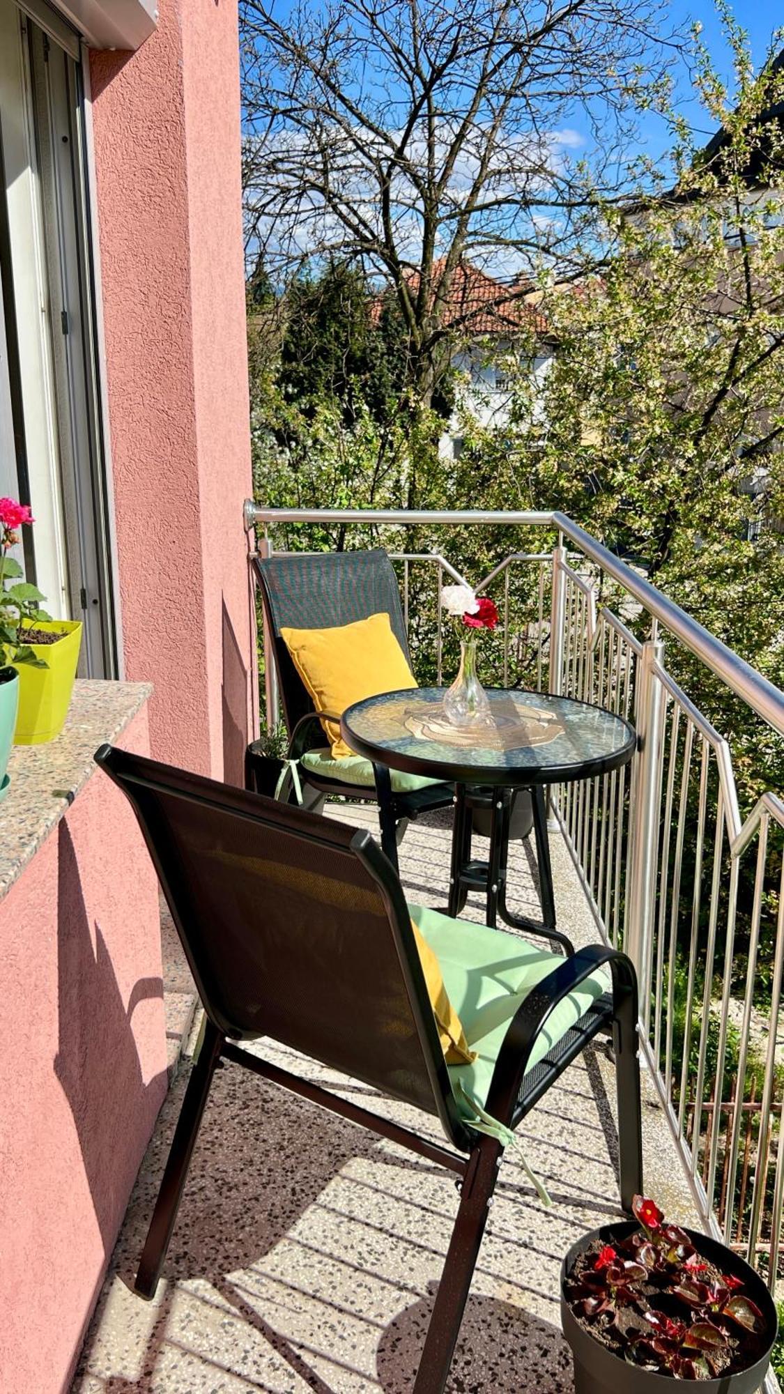 Guest House Bosnian House Hrasnica Exterior foto