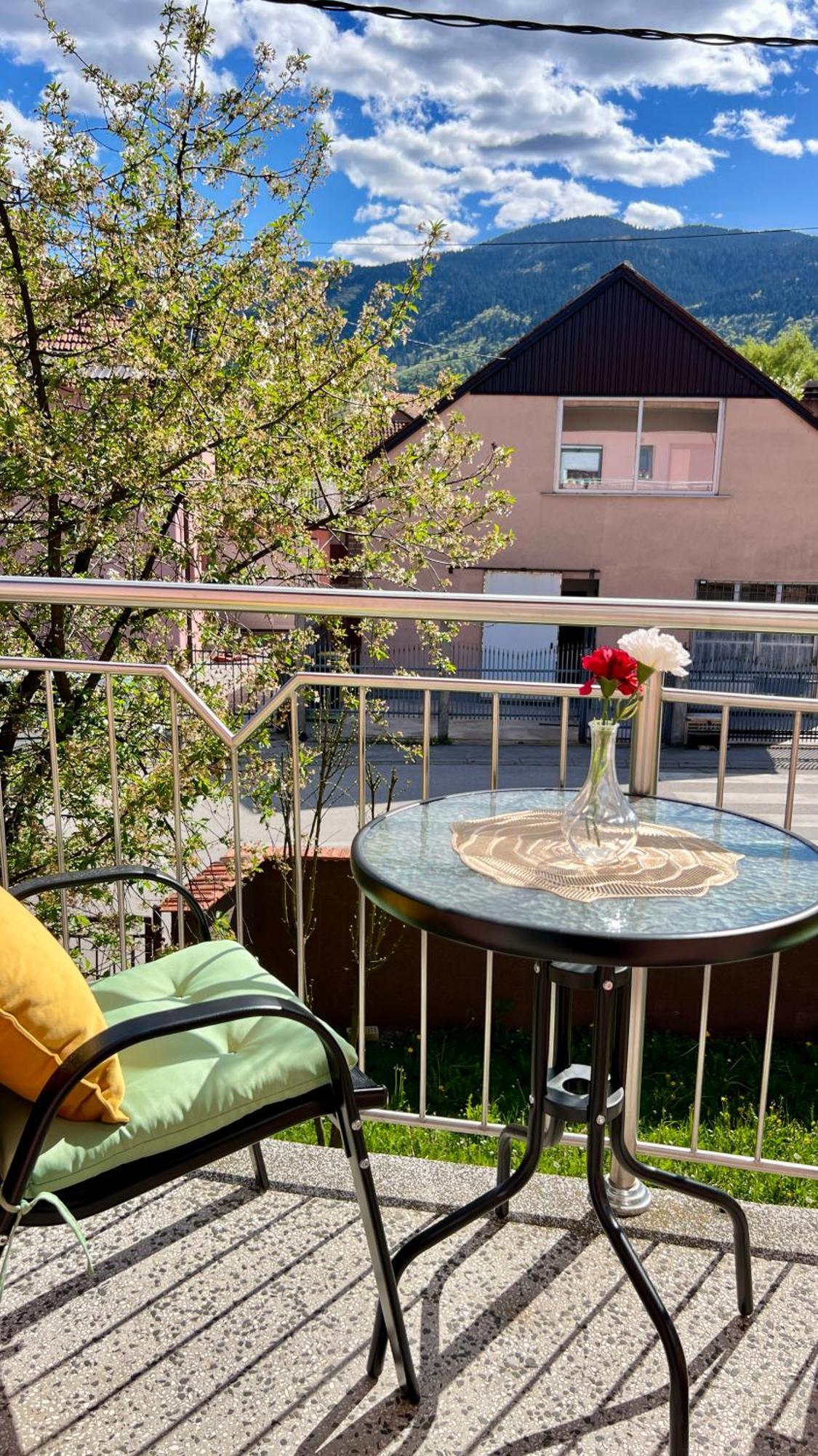 Guest House Bosnian House Hrasnica Exterior foto